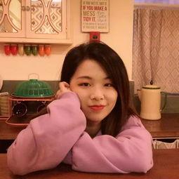 闺蜜进娱乐圈吃瓜视频,一场吃瓜盛宴背后的故事 第2张 闺蜜进娱乐圈吃瓜视频,一场吃瓜盛宴背后的故事 第2张